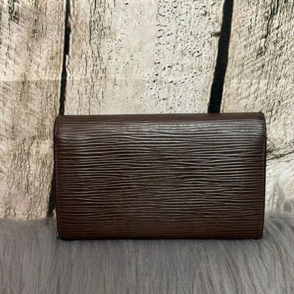 Louis Vuitton Epi Tressor Wallet Brown Leather Authentic Approx 6 x 4 Inches - Picture 12 of 15